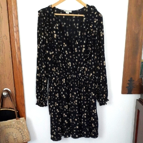 American Eagle Outfitters Navy and Cream Floral Dress. size XL.  EUC - Picture 1 of 9
